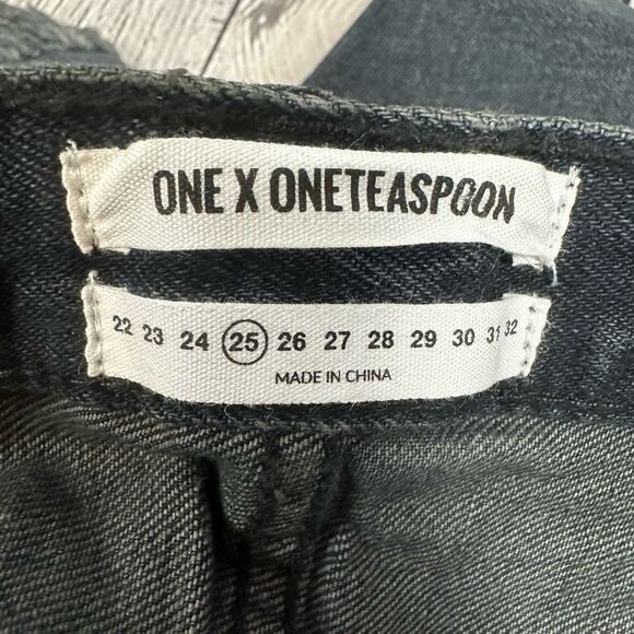 One Teaspoon Denim Shorts Bonita High Waist Long Rise Button Fly in Fox Black 25 - Picture 7 of 12